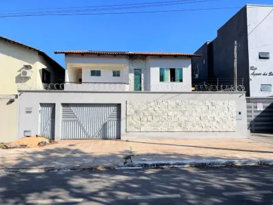 Sobrado com 3 Quartos à venda, 215m² no Parque Anhanguera, Goiânia