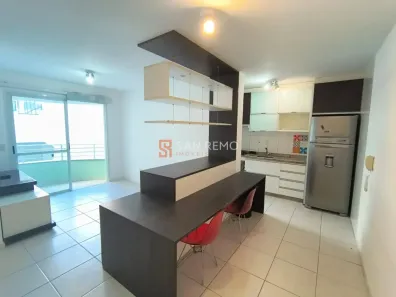 Apartamento com 2 Quartos para alugar, 60m² no Itacorubi, Florianópolis
