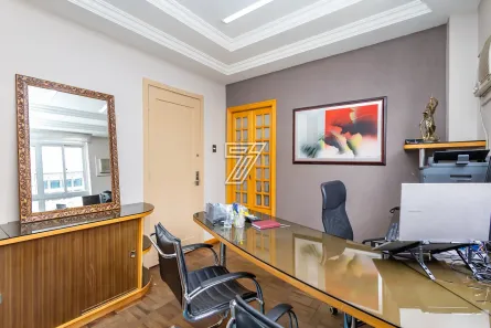 Sala Comercial com 1 Quarto à venda, 31m² no Centro, Curitiba
