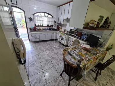 Sobrado com 4 Quartos à venda, 277m² no Parque das Nações, Santo André