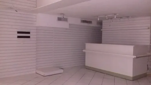 Ponto Comercial para alugar, 98m² no Leblon, Rio de Janeiro