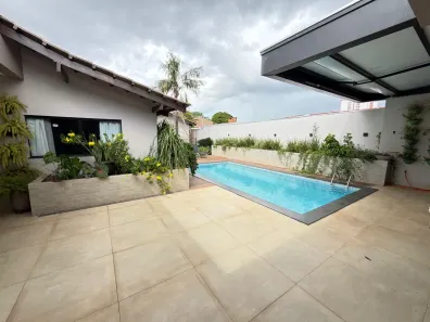 Casa com 10 Quartos para alugar, 700m² no Jardim das Américas, Cuiabá