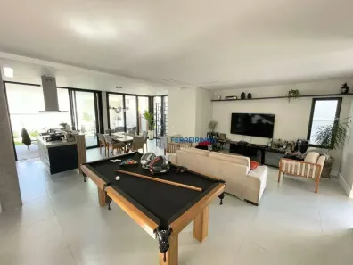 Casa de Condomínio com 4 Quartos à venda, 247m² no Urbanova I, São José dos Campos
