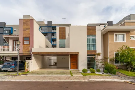 Casa de Condomínio com 3 Quartos à venda, 220m² no Campo Comprido, Curitiba