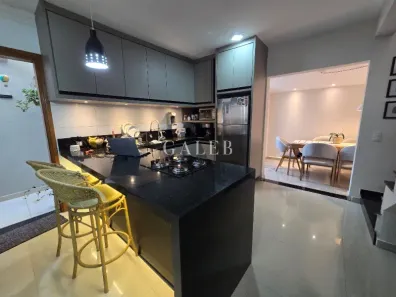 Casa de Condomínio com 2 Quartos à venda, 70m² no Jardim Estância Brasil, Atibaia