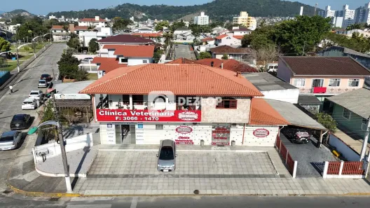 Casa com 4 Quartos à venda, 327m² no Rio Caveiras, Biguaçu