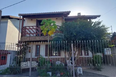 Sobrado com 3 Quartos à venda, 136m² no Parque da Matriz, Cachoeirinha