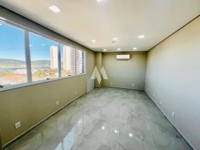 Sala Comercial para alugar, 47m² no Ponta da Praia, Santos
