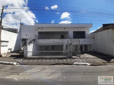 Sobrado com 3 Quartos à venda, 496m² no Centro, Registro