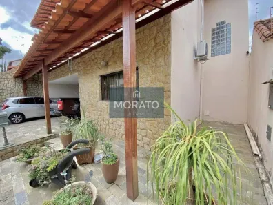 Casa com 4 Quartos à venda, 210m² no Planalto, Belo Horizonte