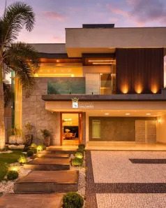 Casa de Condomínio com 4 Quartos à venda, 370m² no Jardins Valência, Goiânia