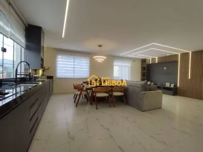 Sobrado com 3 Quartos à venda, 220m² no Vila Camilópolis, Santo André