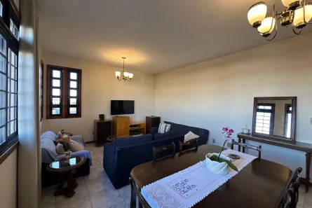 Casa com 3 Quartos à venda, 270m² no Caiçaras, Belo Horizonte