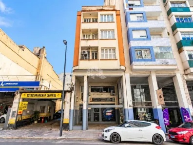 Apartamento com 2 Quartos à venda, 67m² no Centro Histórico, Porto Alegre