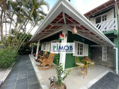 Casa com 6 Quartos à venda, 280m² no Sapê, Niterói