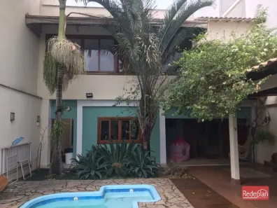 Casa com 4 Quartos à venda, 270m² no Aero Clube, Volta Redonda