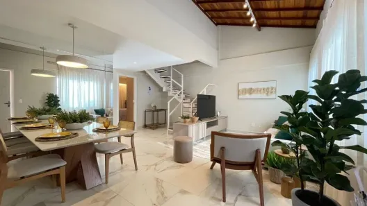Casa de Condomínio com 3 Quartos à venda, 90m² no Mosela, Petrópolis