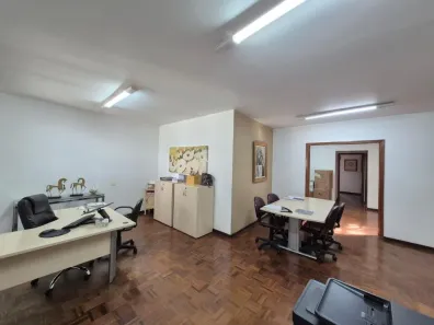 Imóvel Comercial com 4 Quartos à venda, 191m² no Cidade Alta, Piracicaba