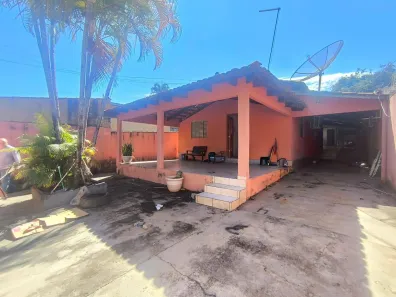 Casa com 3 Quartos à venda, 155m² no Jardim Olímpico, Aparecida de Goiânia