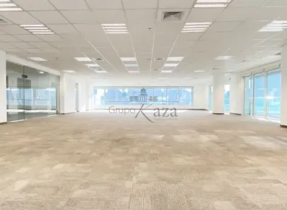 Prédio Comercial com 24 Quartos para alugar, 3614m² no Liberdade, São Paulo