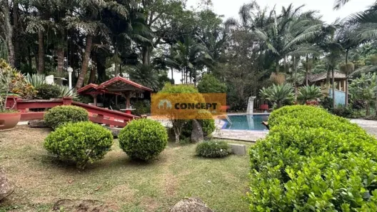 Fazenda/Sítio com 13 Quartos à venda, 900m² no Ipelândia, Suzano