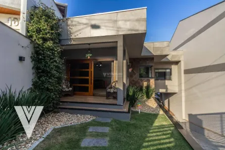 Casa com 3 Quartos à venda, 282m² no Água Verde, Blumenau