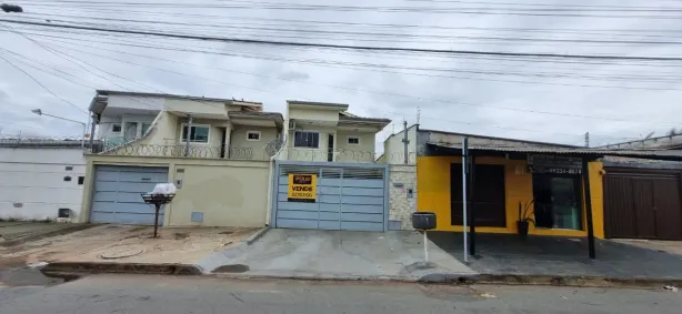 Sobrado com 3 Quartos à venda, 112m² no Setor Solar Santa Rita, Goiânia
