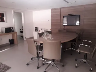 Sala Comercial à venda, 53m² no Bom Fim, Porto Alegre