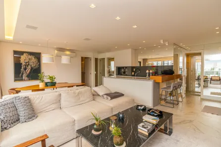 Apartamento com 3 Quartos para venda ou aluguel, 137m² no Rio Branco, Porto Alegre