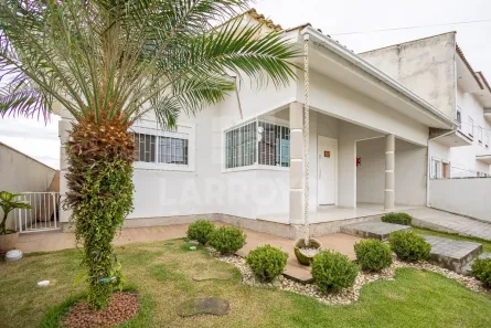 Casa com 3 Quartos à venda, 181m² no São Clemente, Tubarão