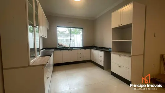 Apartamento com 3 Quartos para alugar, 250m² no Vila Nova, Joinville