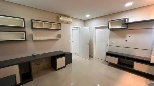 Casa de Condomínio com 4 Quartos para alugar, 250m² no Ponta Negra, Manaus