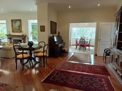 Casa de Condomínio com 4 Quartos à venda, 553m² no Várzea, Teresópolis