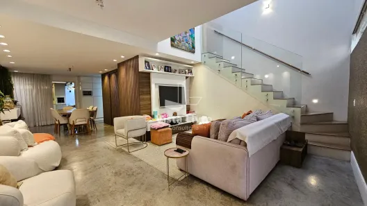 Casa com 3 Quartos à venda, 190m² no Cidade São Francisco, São Paulo