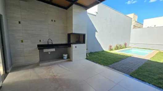 Casa com 3 Quartos à venda, 160m² no Laranjeiras, Uberlândia