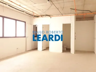 Sala Comercial à venda, 34m² no Perdizes, São Paulo