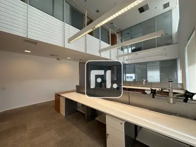 Sala Comercial para alugar, 341m² no Itaim Bibi, São Paulo