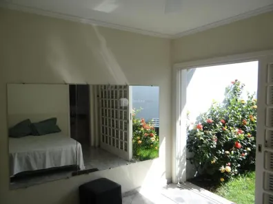Sobrado com 3 Quartos à venda, 180m² no Jardim das Bandeiras, Taubaté