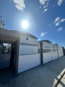 Casa de Condomínio com 2 Quartos à venda, 65m² no Monguba, Pacatuba