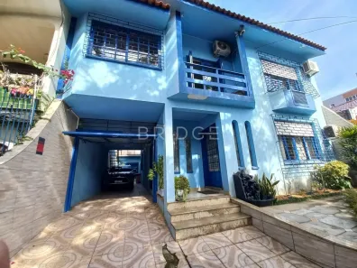 Casa com 4 Quartos à venda, 316m² no Jardim Itu, Porto Alegre