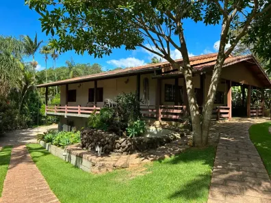 Fazenda/Sítio com 3 Quartos à venda, 434m² no Jardim Flora, Mairinque