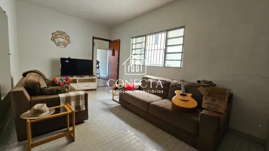 Casa com 3 Quartos para alugar, 272m² no Lídice, Uberlândia