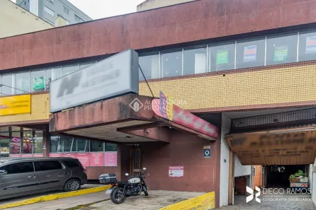 Galpão/Depósito/Armazém para alugar, 800m² no Jardim Carvalho, Porto Alegre
