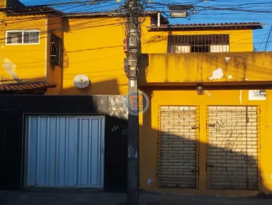 Sobrado com 8 Quartos à venda, 242m² no Conjunto Ceará I, Fortaleza