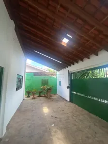 Casa com 3 Quartos para alugar, 200m² no Vila Souto, Bauru
