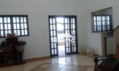 Sobrado com 3 Quartos à venda, 335m² no Residencial Cambuí, São José dos Campos