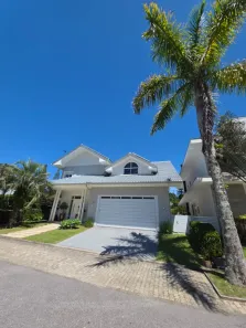Casa de Condomínio com 4 Quartos à venda, 306m² no Jurerê, Florianópolis