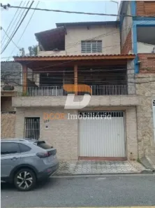 Sobrado com 4 Quartos à venda, 220m² no Campanário, Diadema