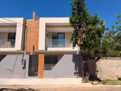 Casa com 3 Quartos à venda, 112m² no Jardim Vitória, Macaé