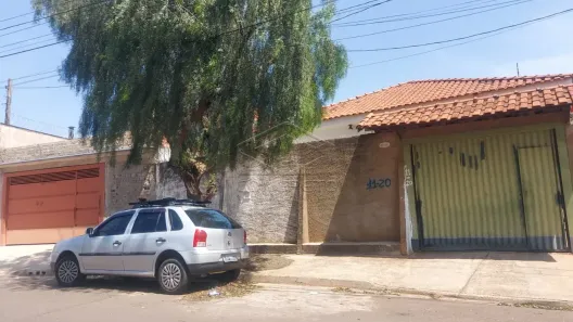 Casa com 4 Quartos para alugar, 200m² no Jardim Eldorado, Bauru